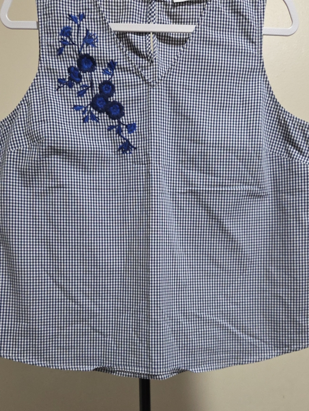 Reitmans Sleeveless Top - Picture 3 of 7